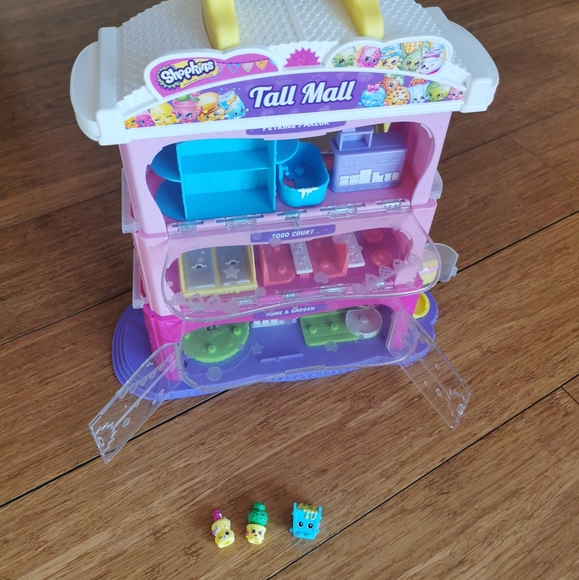 Shopkins - Tall mall - Picture 1 of 10